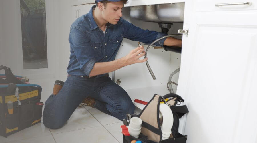 Professional sink repair in Reseda, CA
